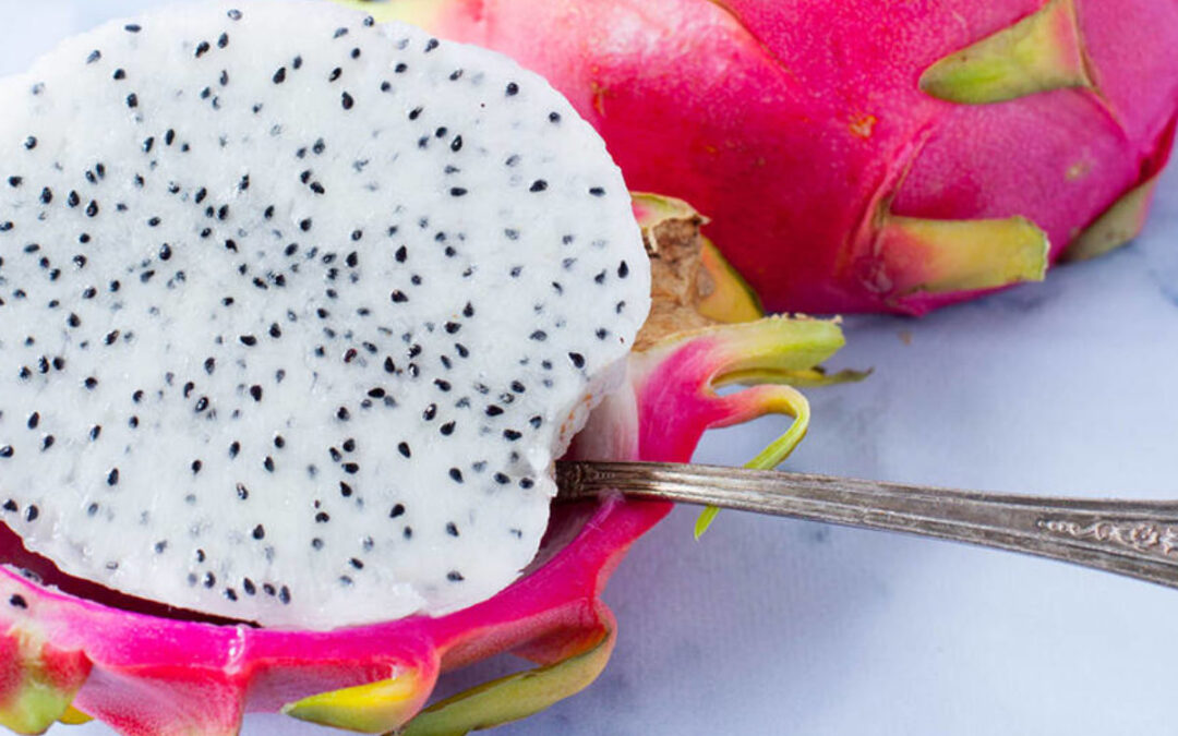 How to cut a dragon fruit
